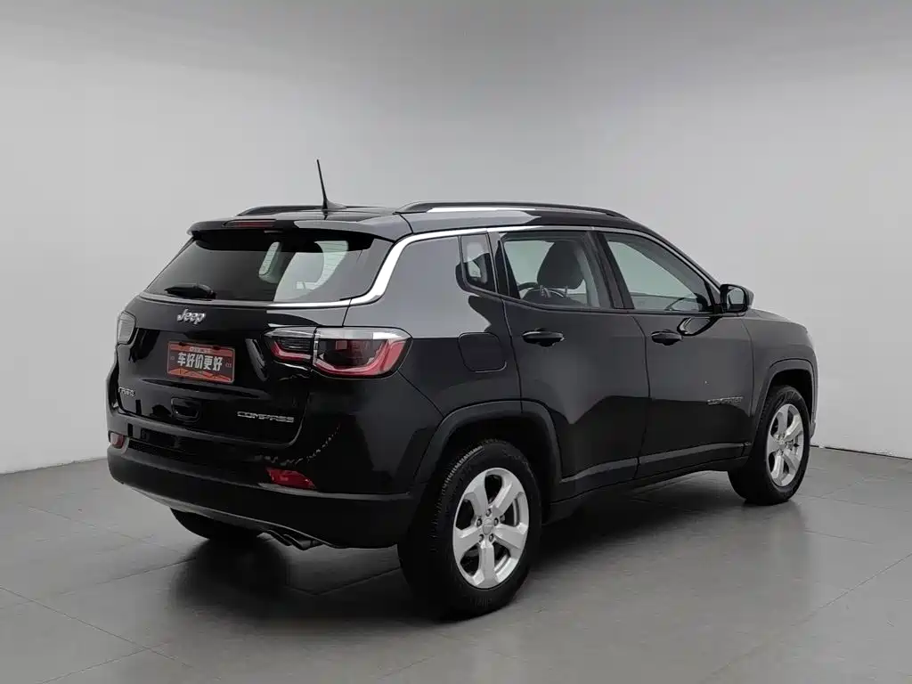 Jeep Compass — миниатюра 2