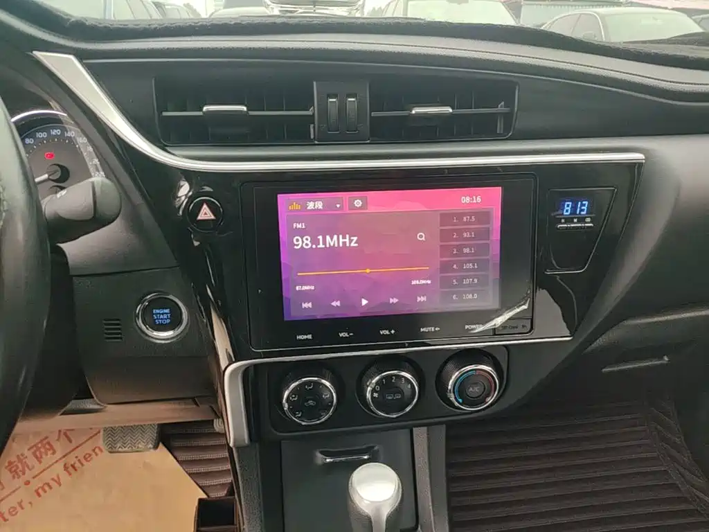 Toyota Corolla — миниатюра 13