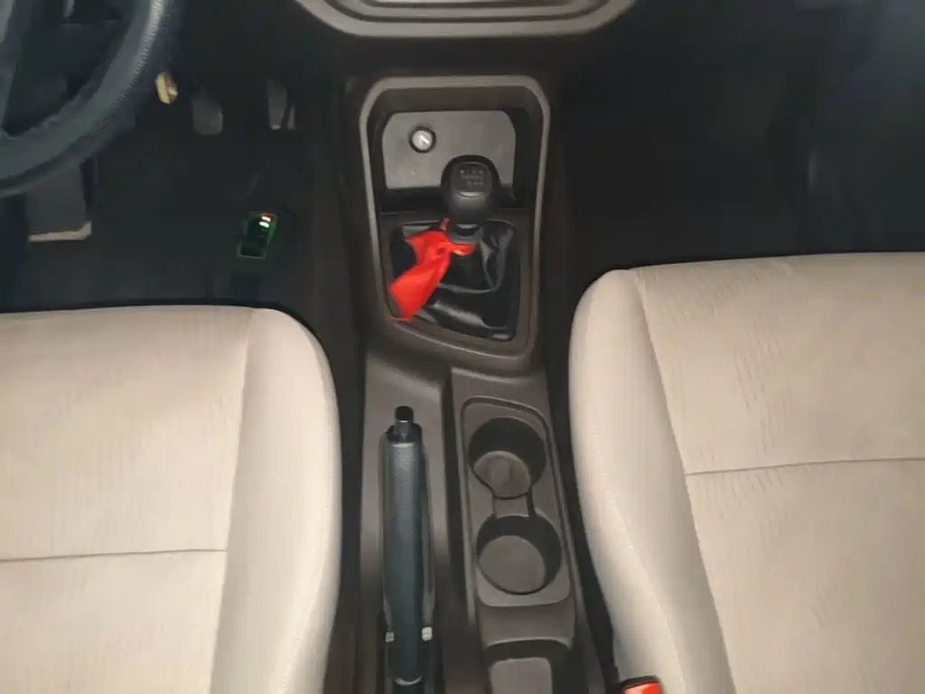 Wuling Hongguang V — миниатюра 14