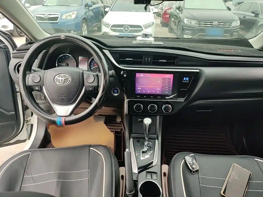 Toyota Corolla — миниатюра 10