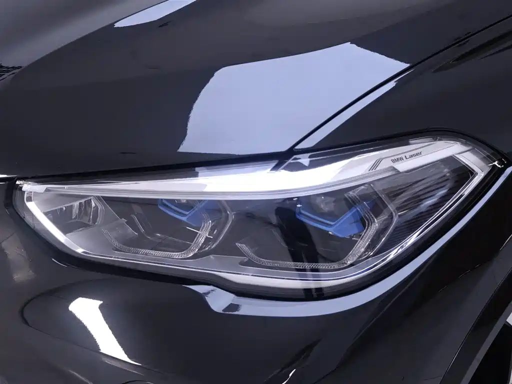 BMW X5 2022 xDrive 40Li Premium M Sport