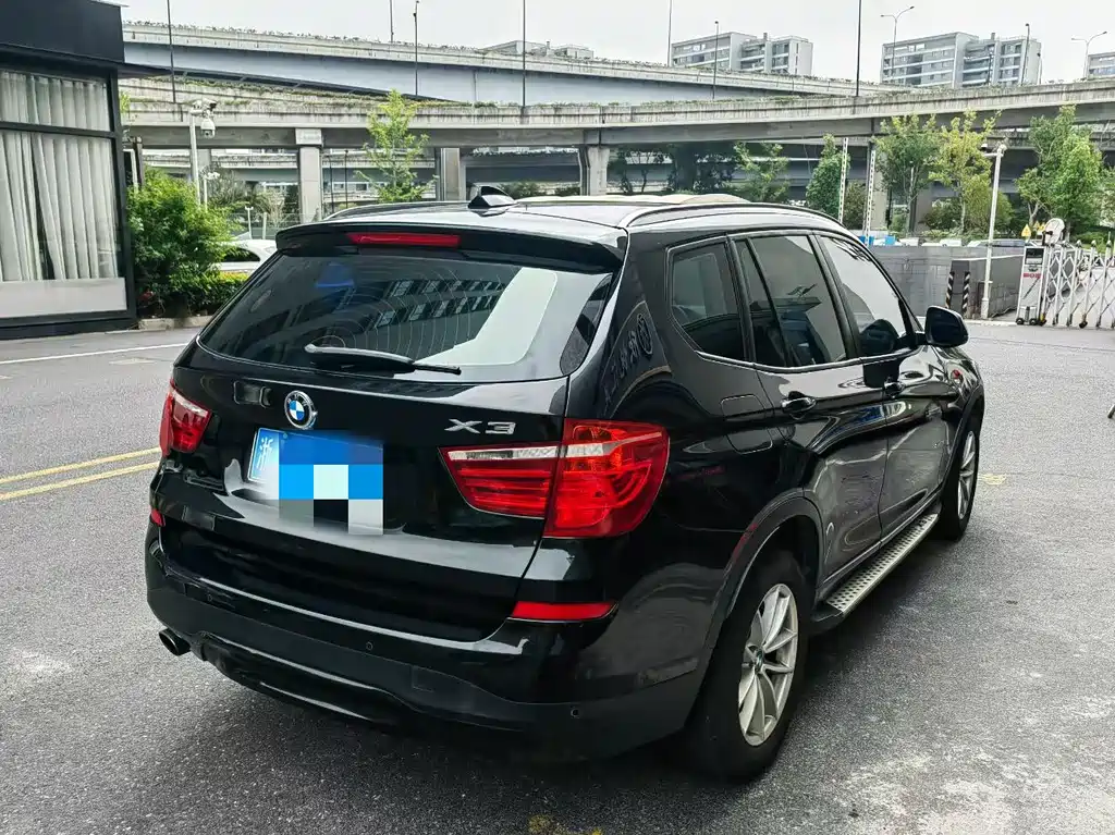 BMW X3 (Import) — миниатюра 5