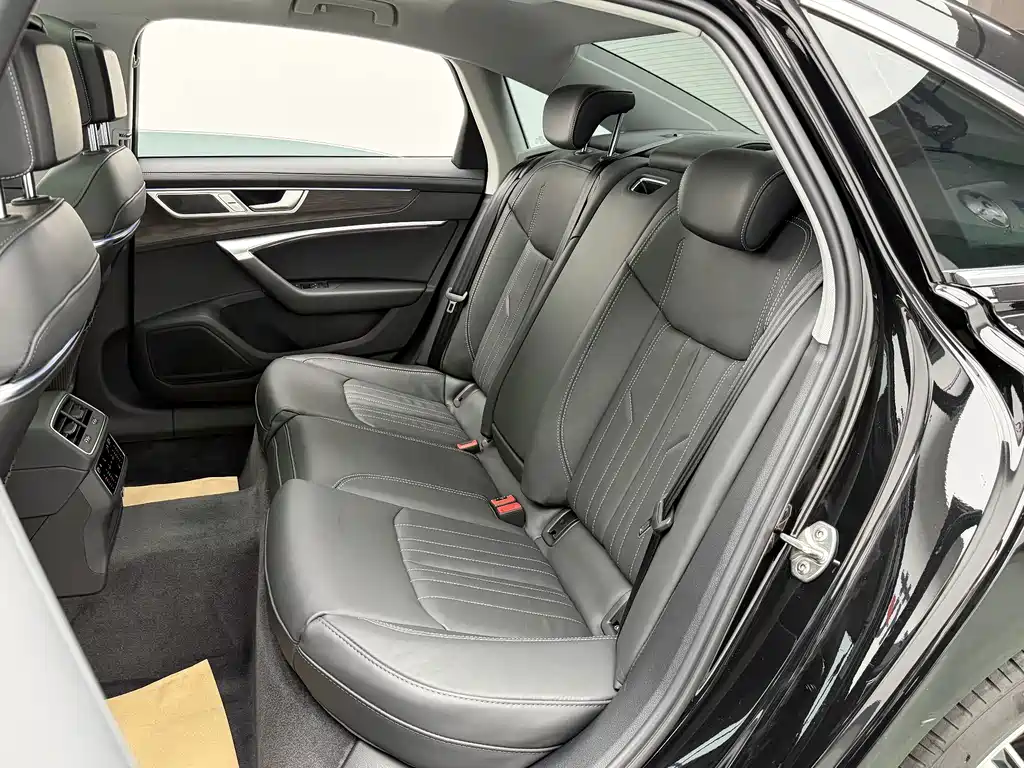 Audi A6L — миниатюра 23