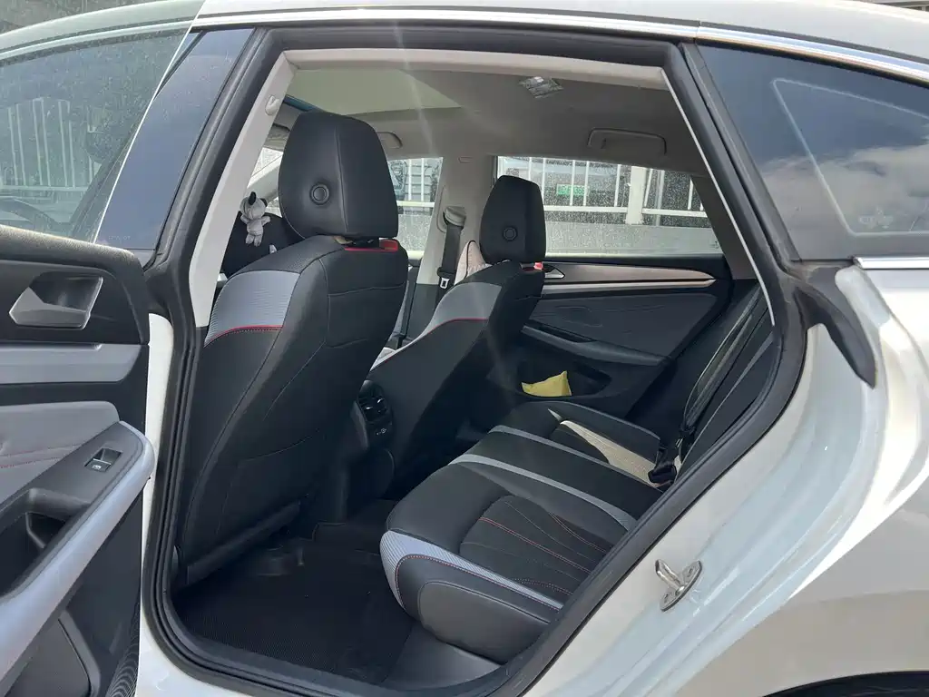 Volkswagen Lamando — миниатюра 6