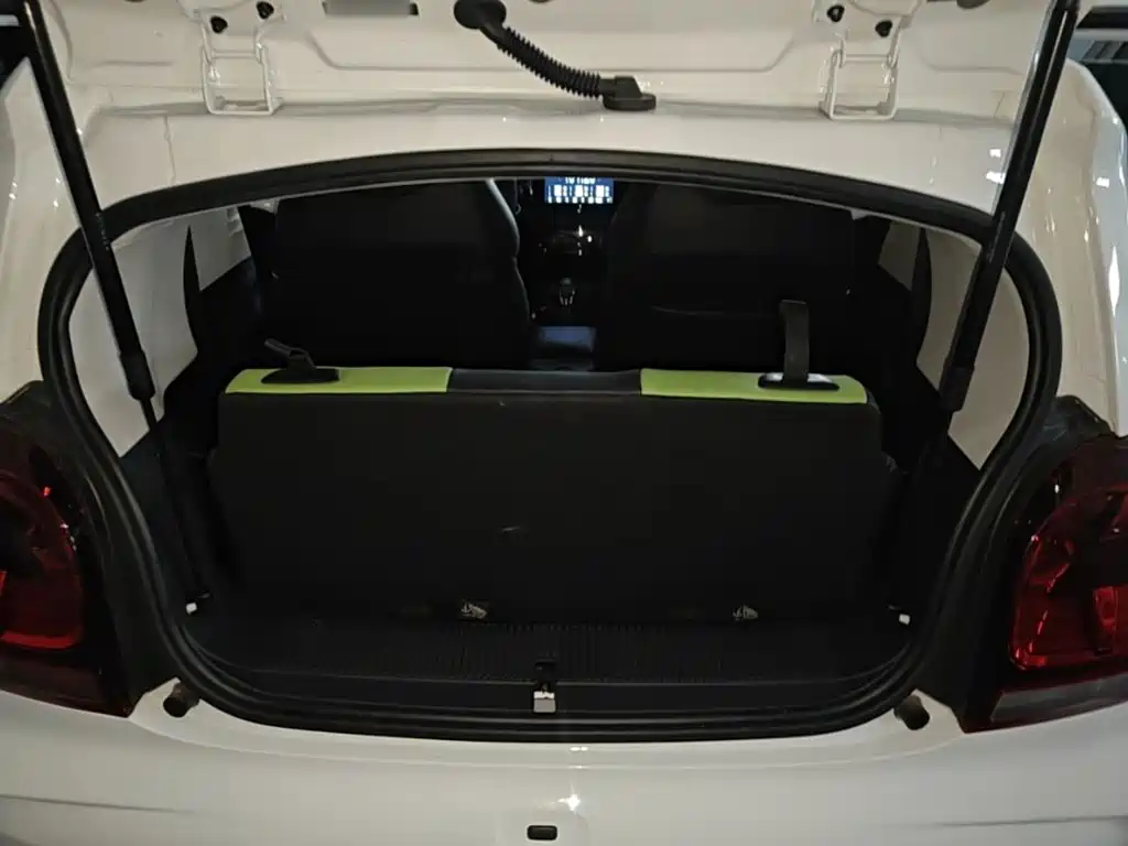 Roewe Clever — миниатюра 19