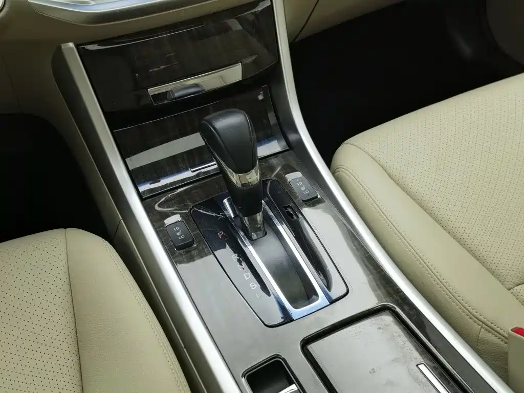 Honda Accord — миниатюра 13