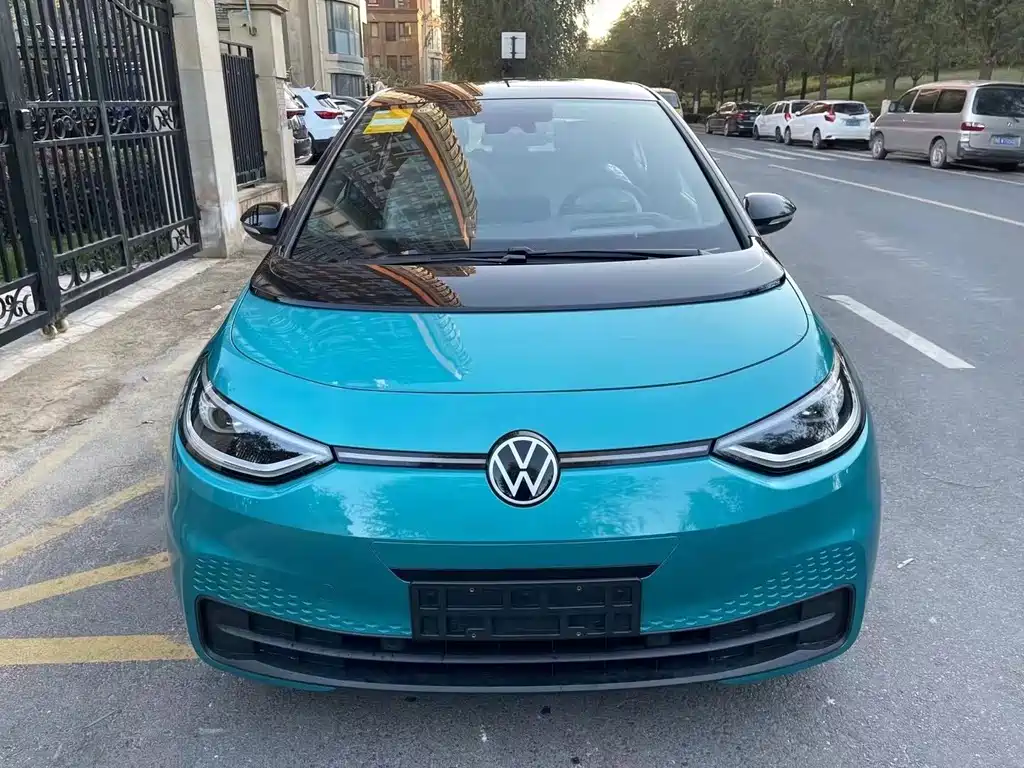Volkswagen ID.3 — миниатюра 2