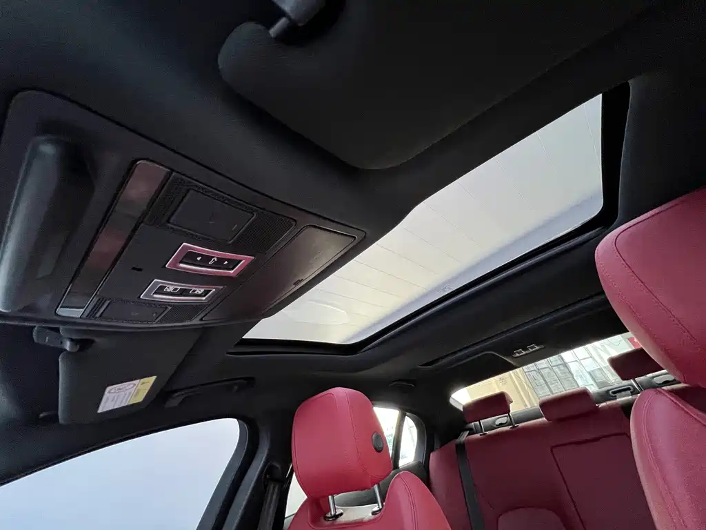 Jaguar XEL — миниатюра 17