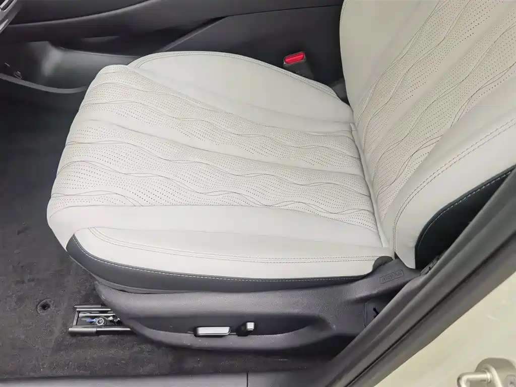 BYD SEAL 06 NEW ENERGY