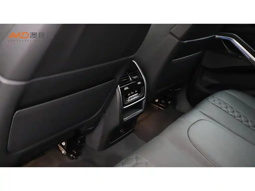 BMW X6 M — миниатюра 9