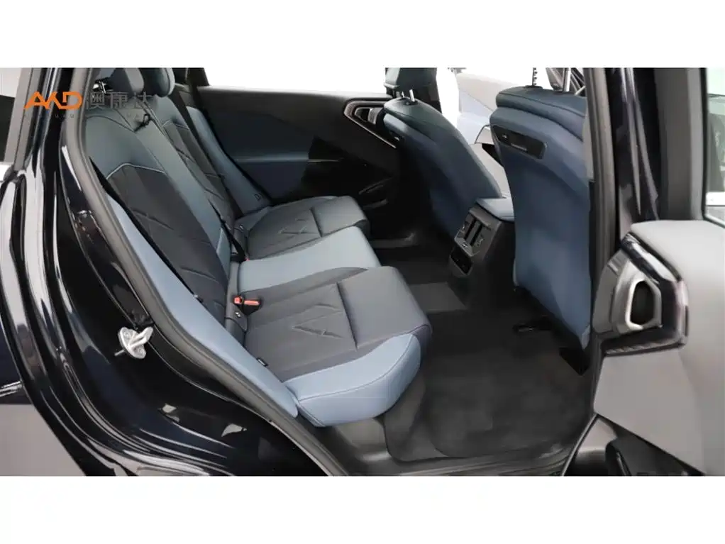 BMW X3 — миниатюра 8