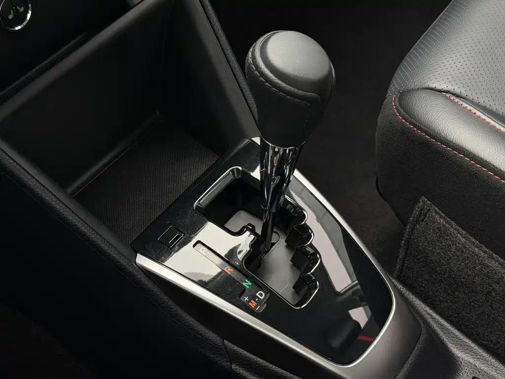 Toyota Yaris L — миниатюра 13