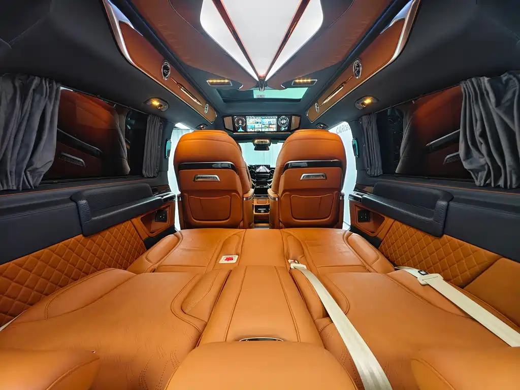 Mercedes-Benz V-Class — миниатюра 8
