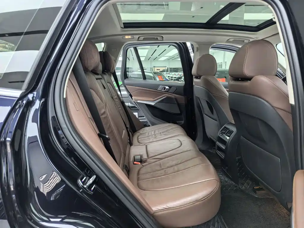 BMW X5 (Import) — миниатюра 12