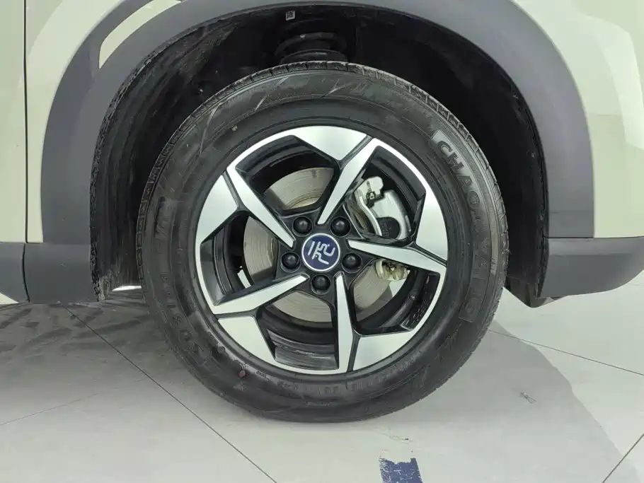 BYD Yuan UP — миниатюра 6