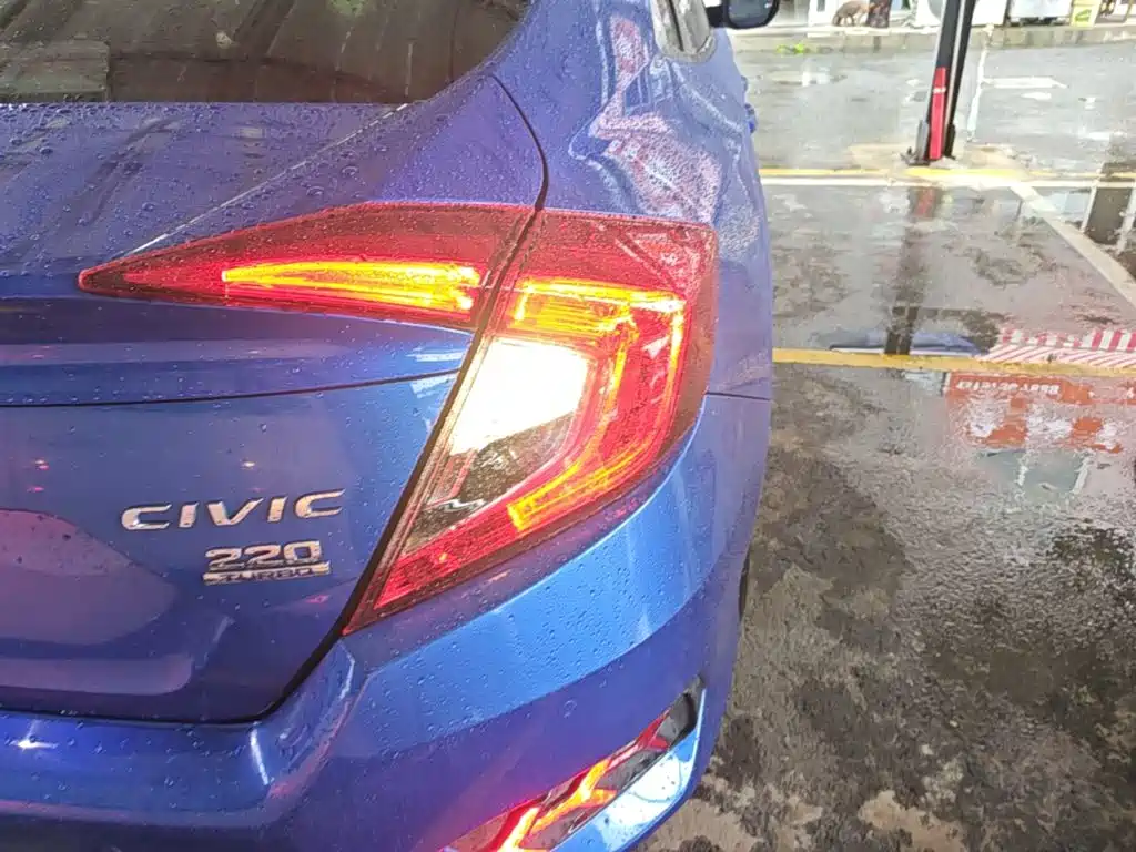 Honda Civic — миниатюра 8