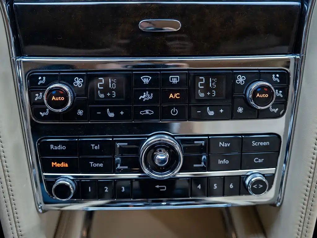 Bentley Mulsanne — миниатюра 15