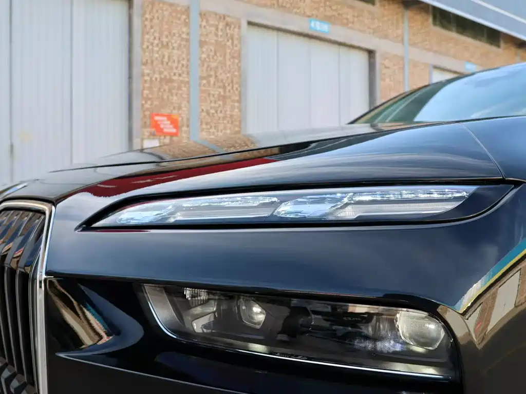 BMW 7 Series 7 2023 735Li Luxury
