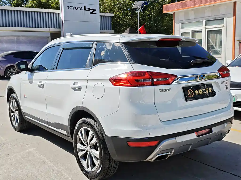 Geely Boyue — миниатюра 12