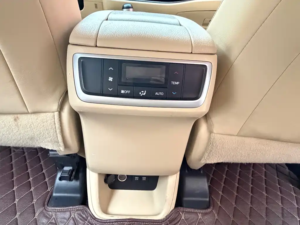 Toyota Highlander — фотографии объявления, Фото 11