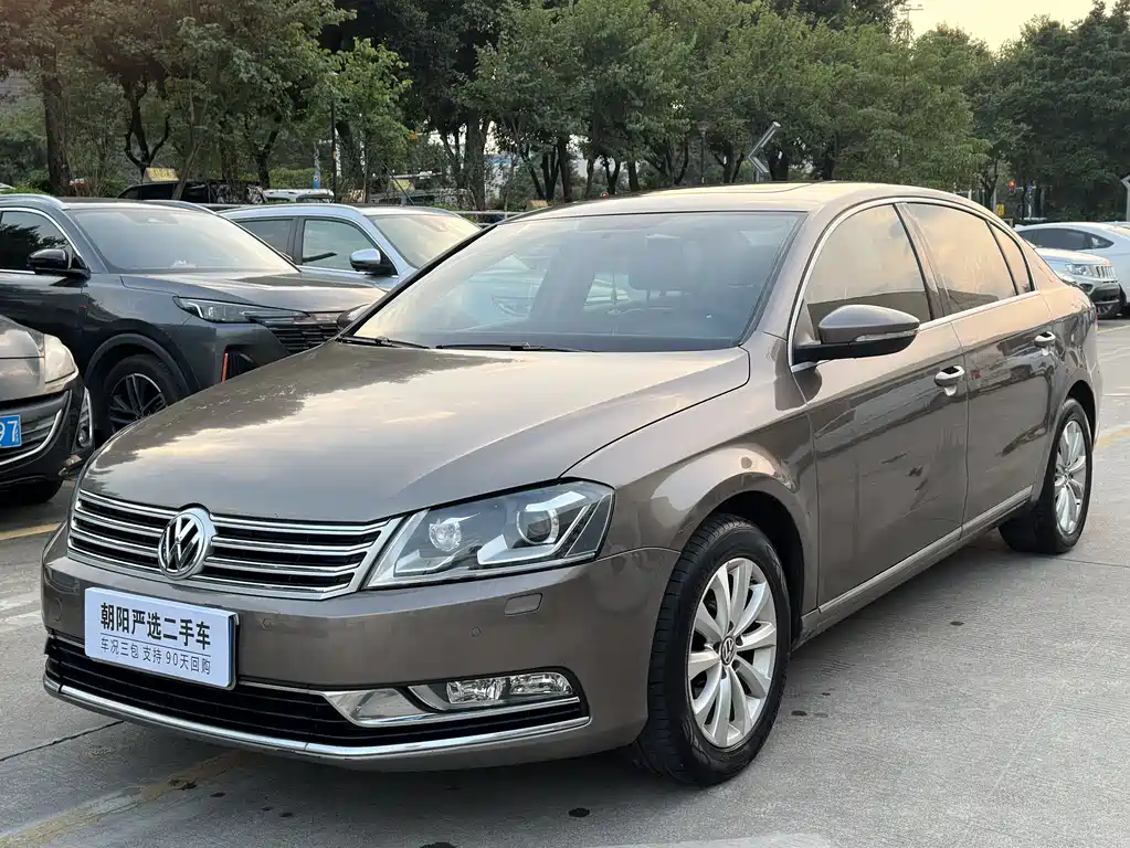Volkswagen Magotan 2012