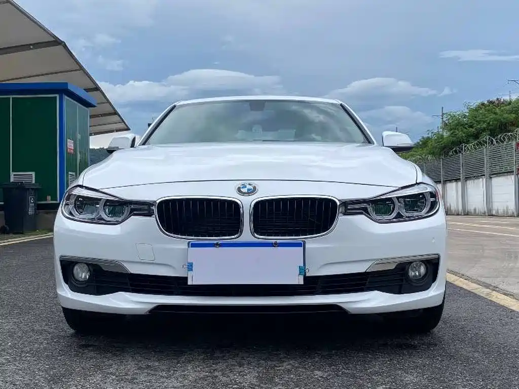 BMW 3 Series — миниатюра 2