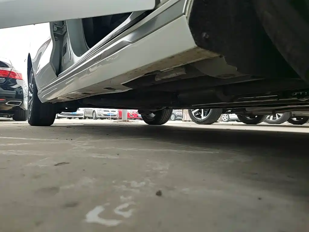 BYD MAX — миниатюра 21