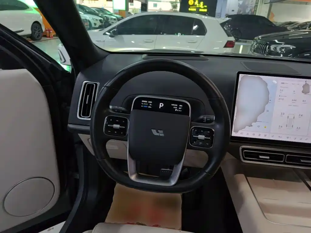 Li Auto Li L8 — миниатюра 11