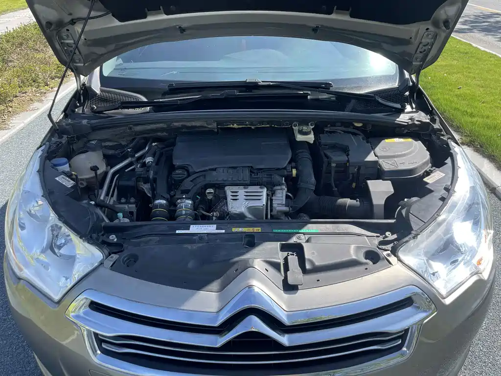 Citroen C4L — миниатюра 6