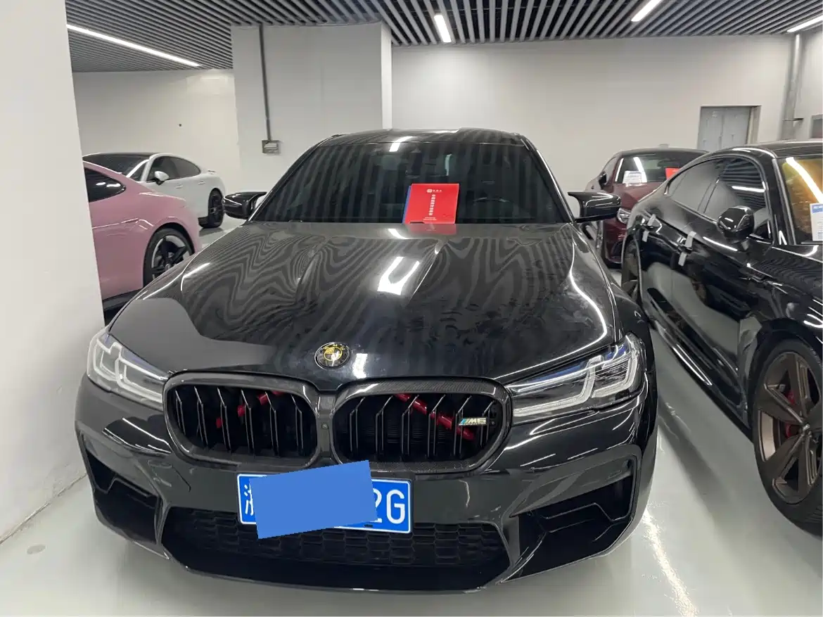 BMW M5
