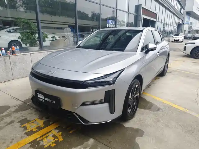 2025 Geely Galaxy L6