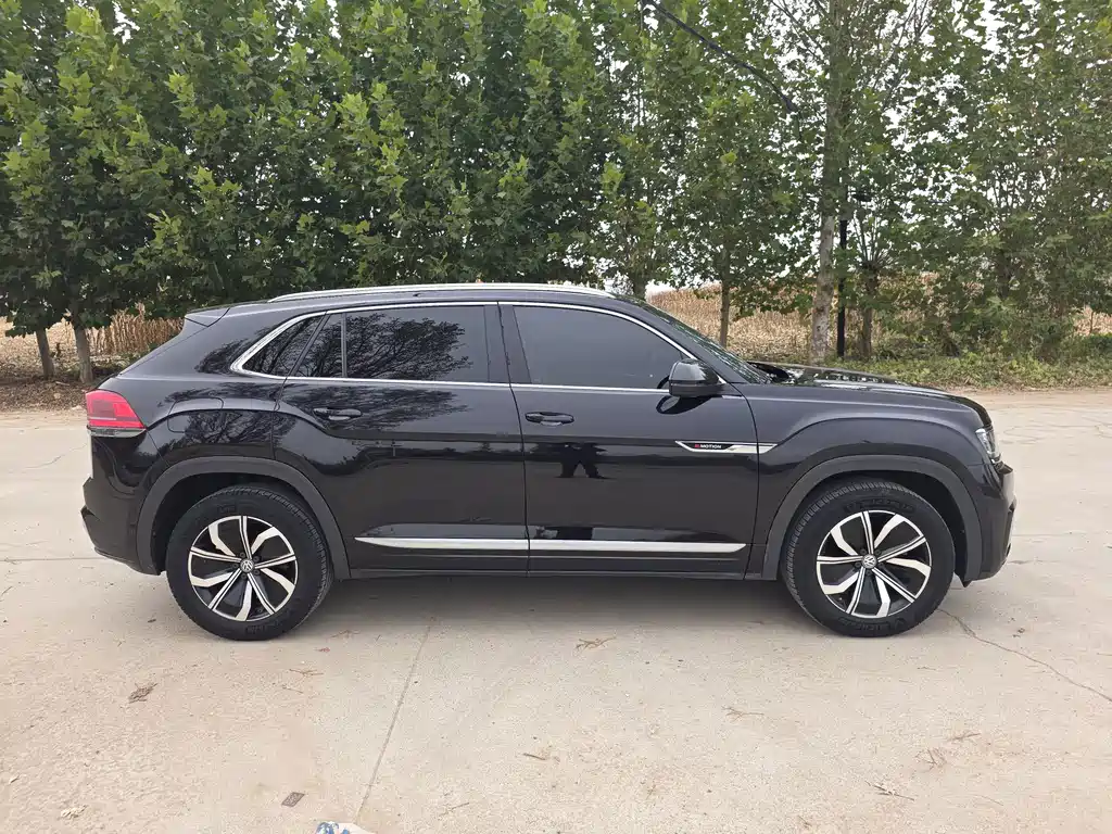 Volkswagen Teramont — миниатюра 4