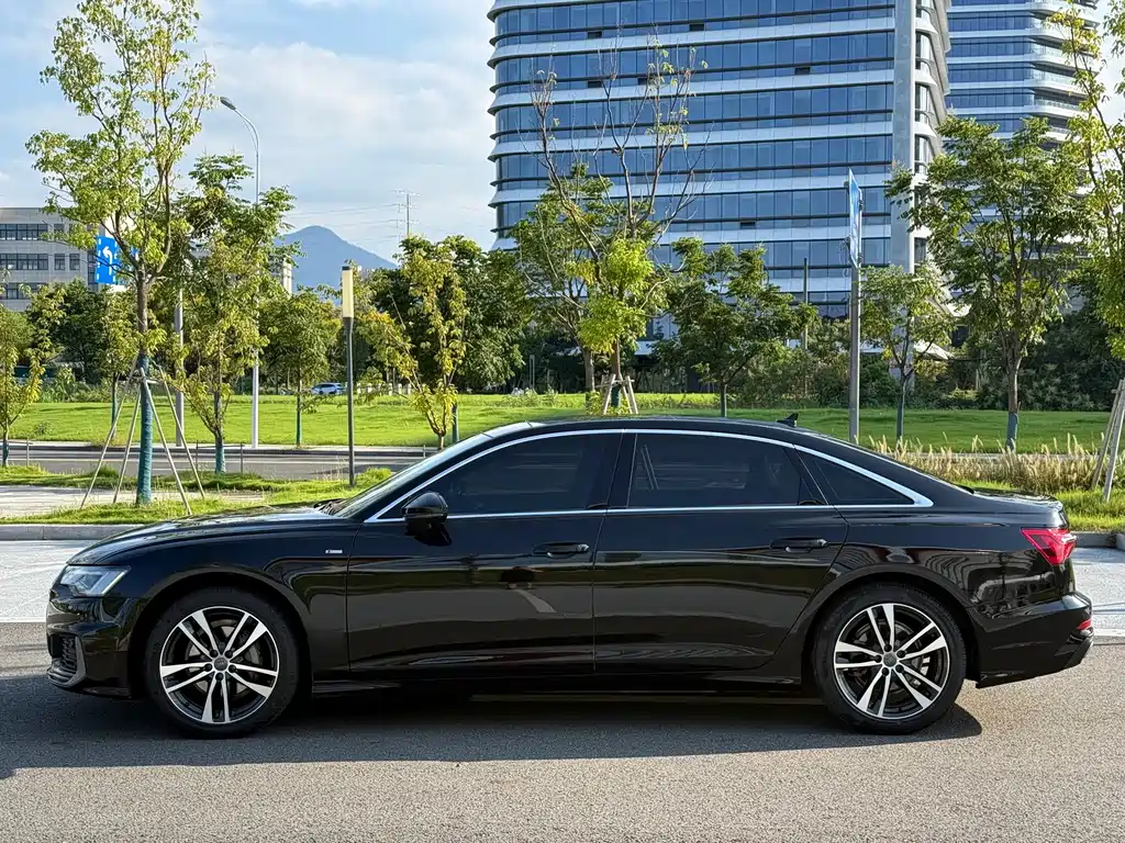 Audi A6L — миниатюра 3