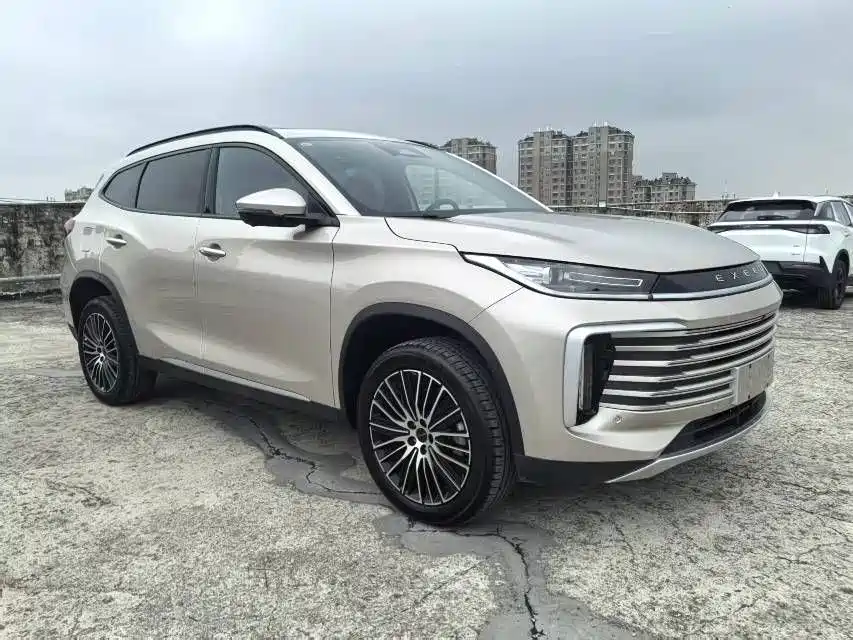 Exeed Lingyun — миниатюра 4