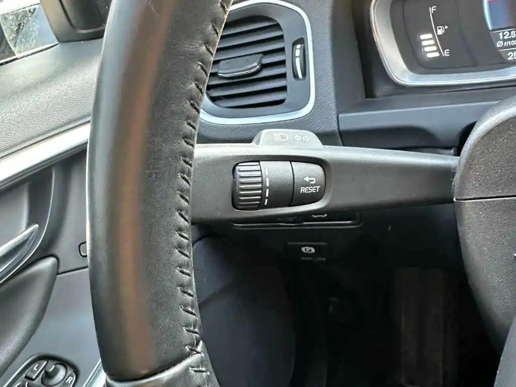 Volvo V60 — миниатюра 24