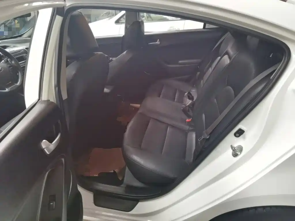 Kia K3 — миниатюра 17