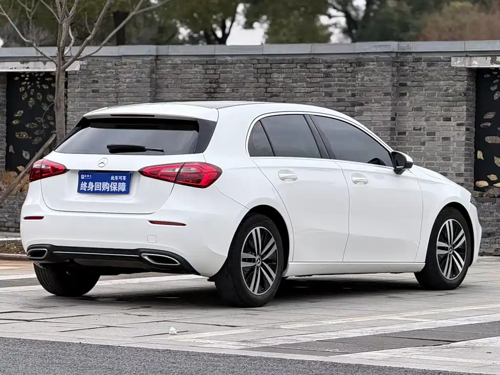 MERCEDES-BENZ A CLASS