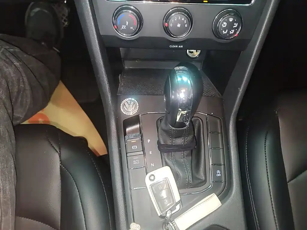 Volkswagen Tharu — миниатюра 14