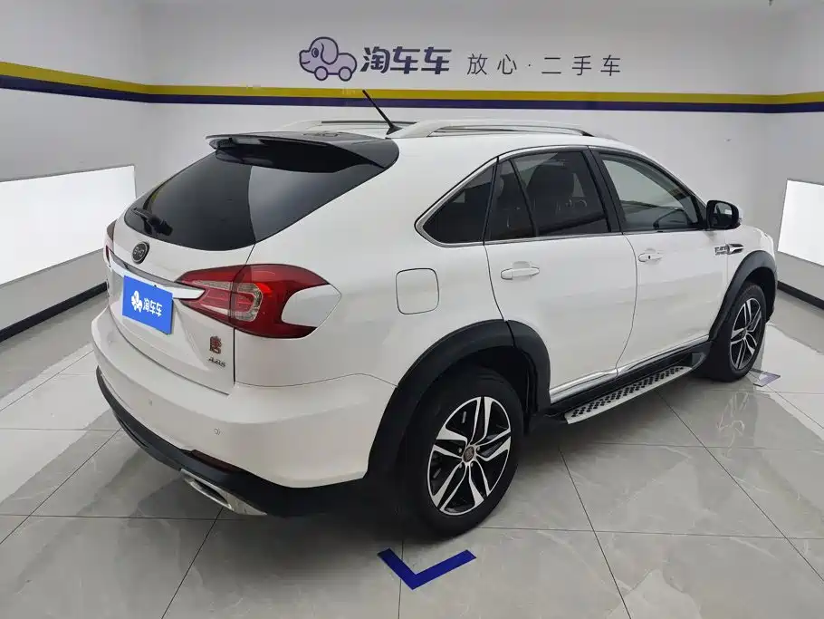 BYD Tang New Energy — миниатюра 3