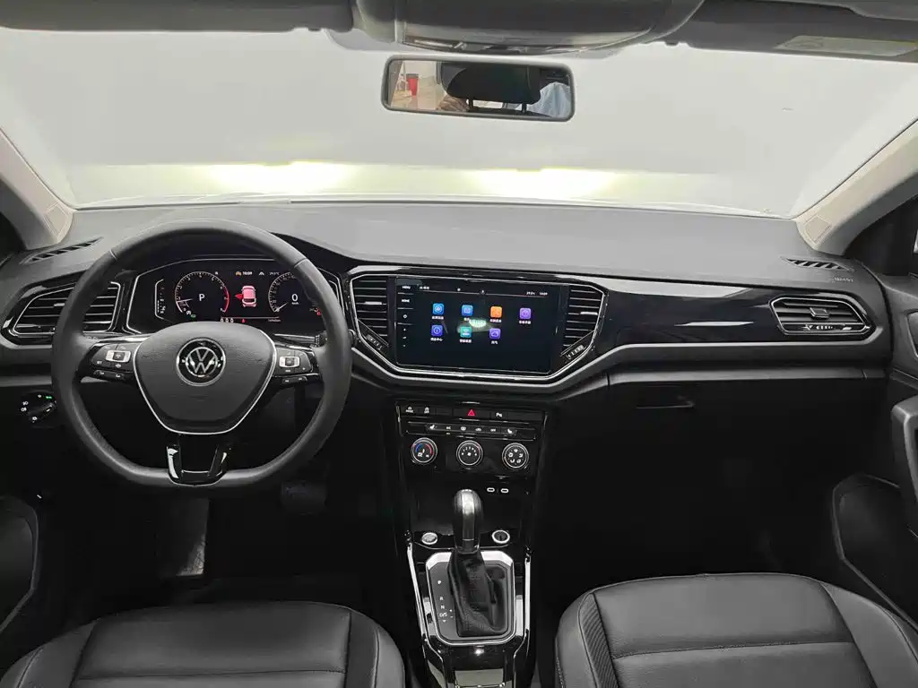 Volkswagen T-Roc — миниатюра 7