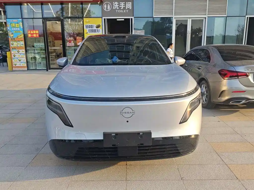 Nissan NX8 — миниатюра 3