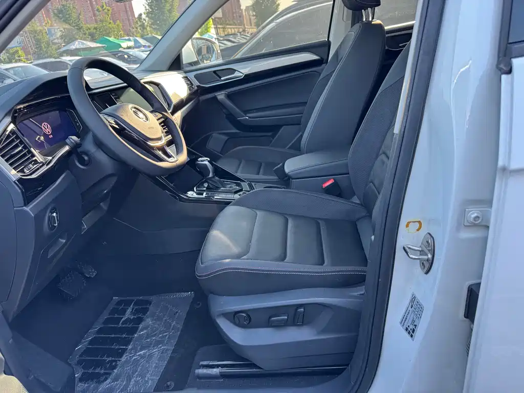 Volkswagen Tayron 2022 330TSI Luxury Smart Connect