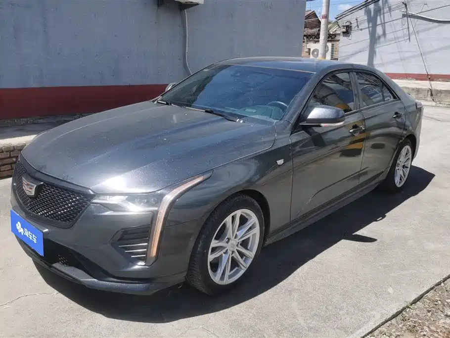 Купить Cadillac CT4