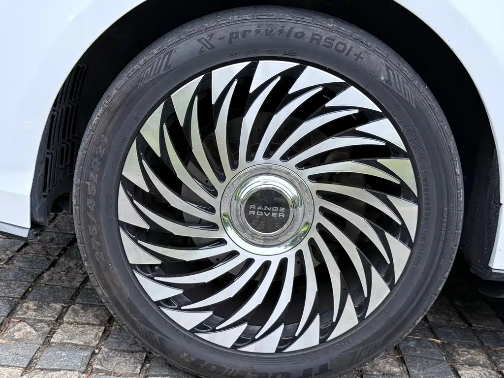 Land Rover Sport — миниатюра 7