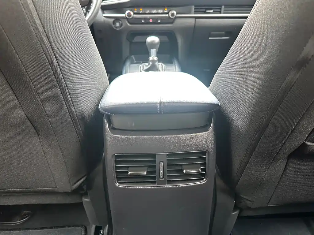 Mazda CX-30 — миниатюра 17