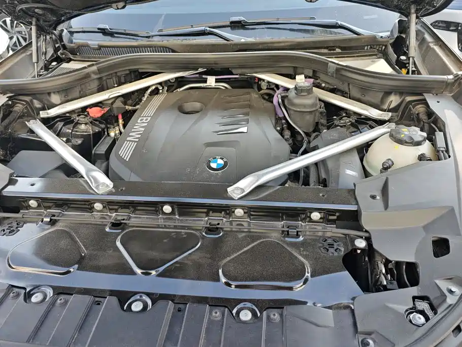 BMW X5 — миниатюра 10