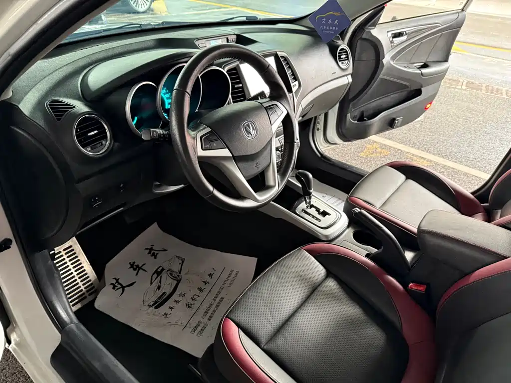 Changan Eado XT — миниатюра 8