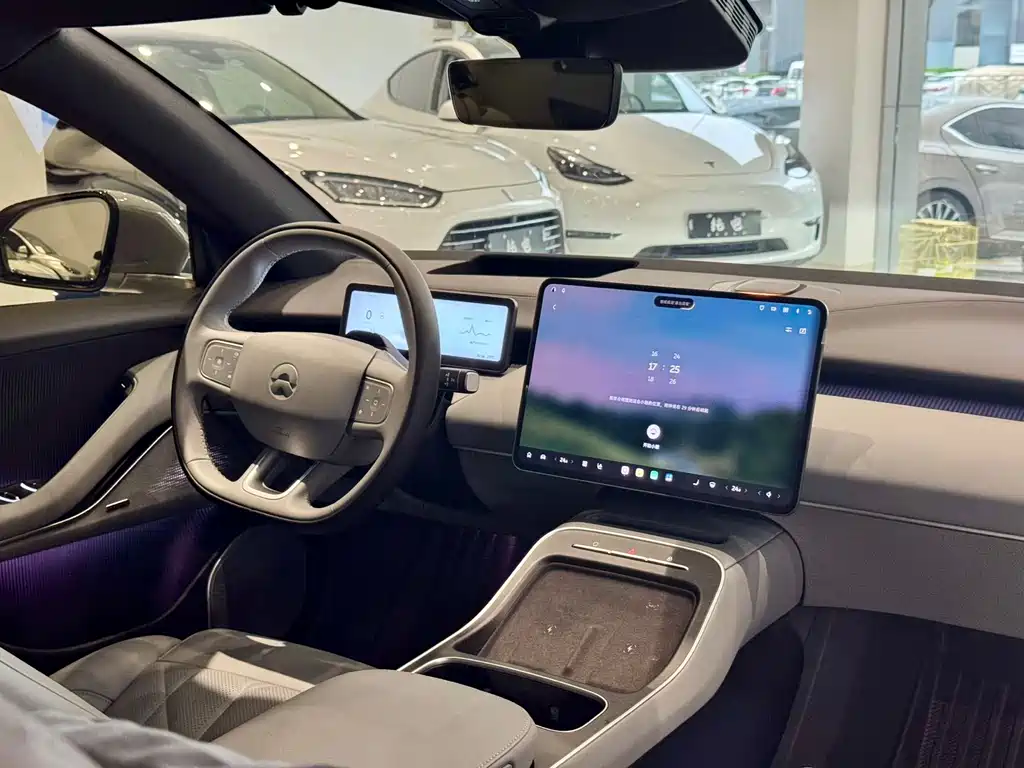 NIO ET5T 2025 75kWh Touring