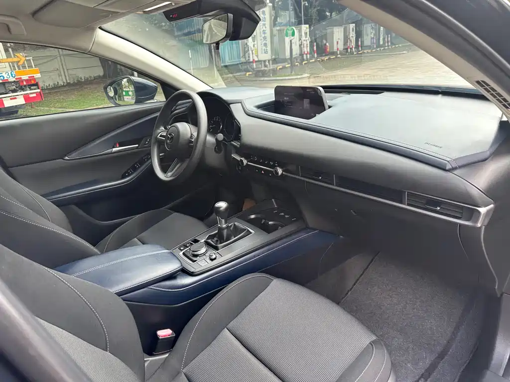 Mazda CX-30 — миниатюра 25