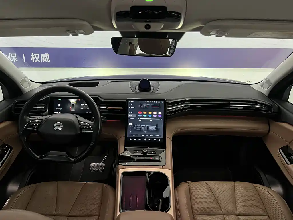 NIO ES8 - фото 7